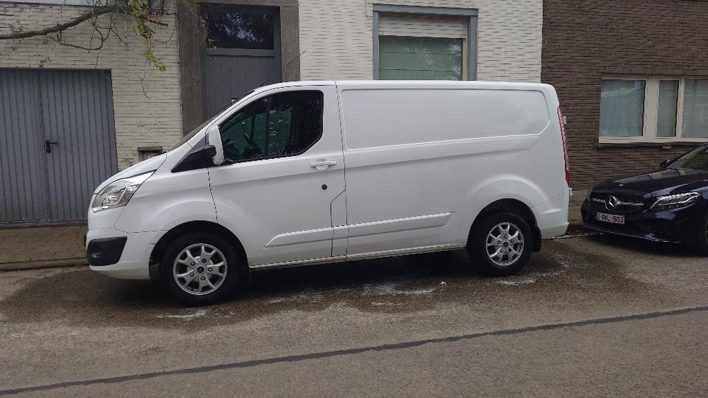 TE KOOP: Ford Transit Custom 2.2 TDCi, Auto's, Ford, Particulier, Transit, Adaptieve lichten, Airbags, Airconditioning, Alarm