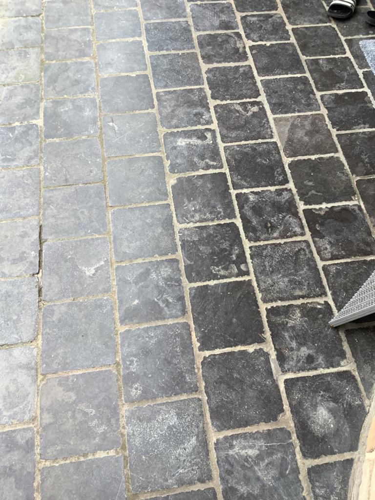 Blauwe hardsteen/ terrastegels, Ophalen, Gebruikt