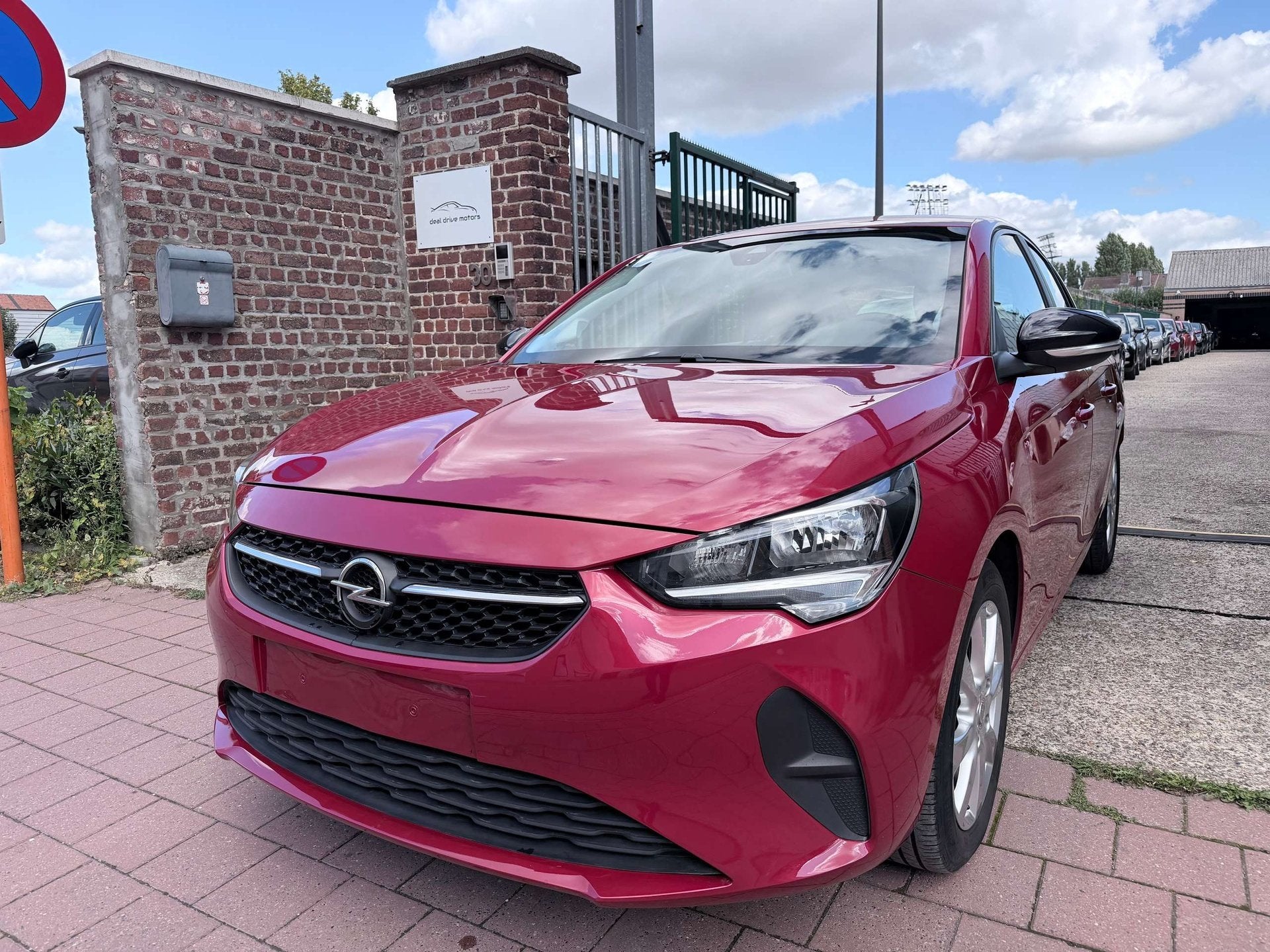 Opel Corsa 1.2 I EDITION | CARPLAY | CRUISE | AIRCO, Autos, Rouge, 118 g/km, Achat, Euro 6