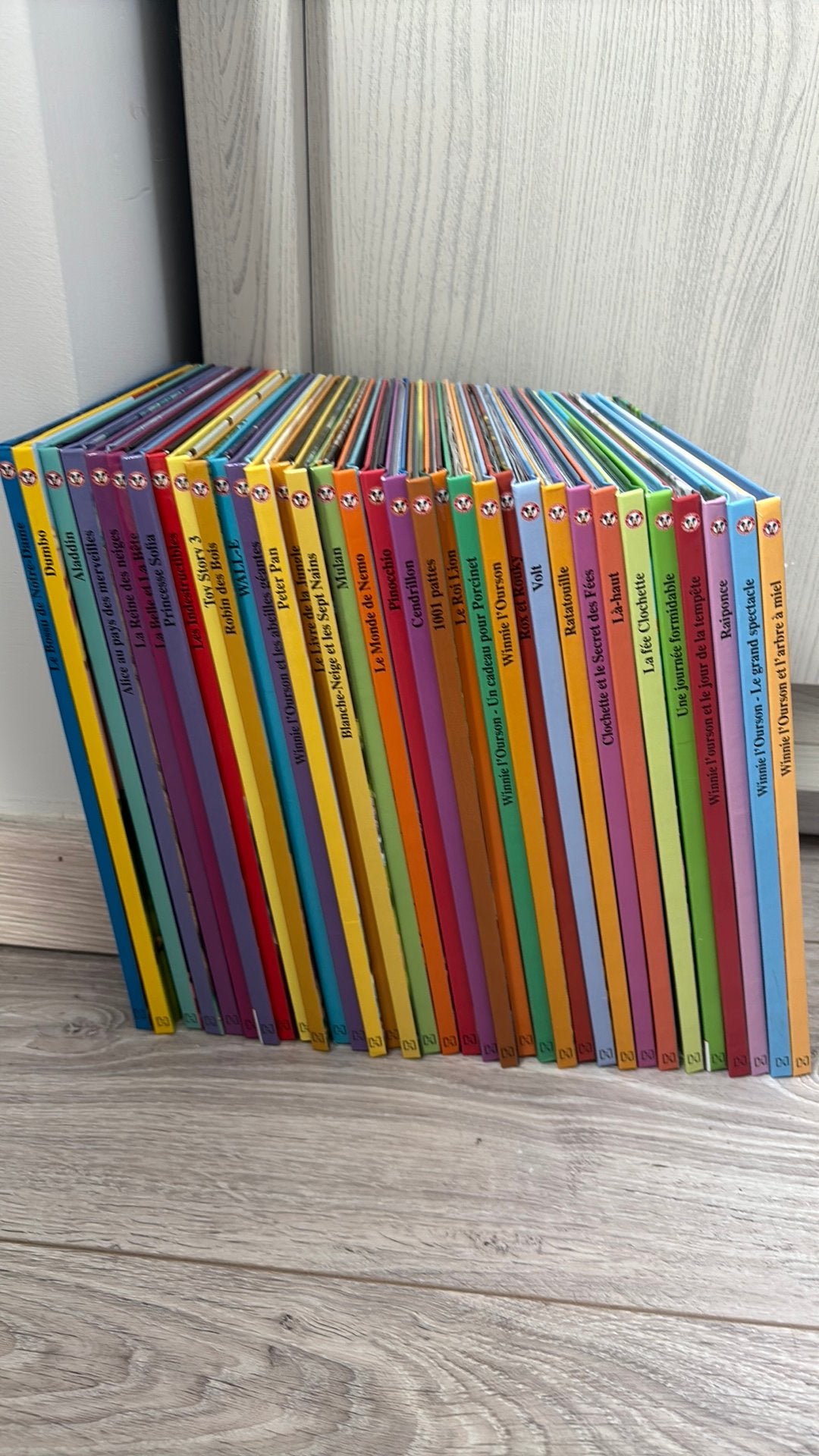 Livres Disney Hachette Collection (34), Enlèvement, Comme neuf