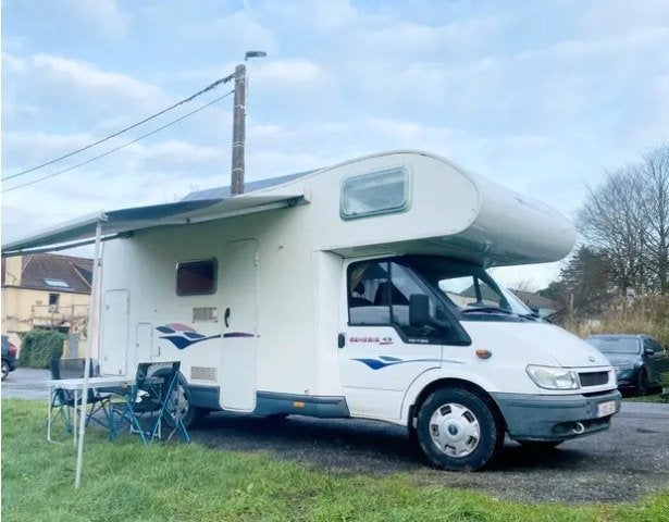 camping car 6 personnes, 6 à 7 mètres, Siège standard, Toilette à cassette, Boîte manuelle