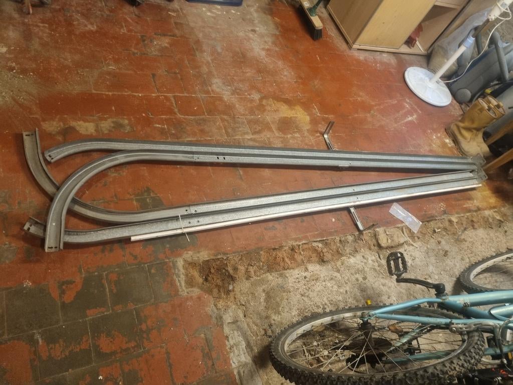 Guide porte garage