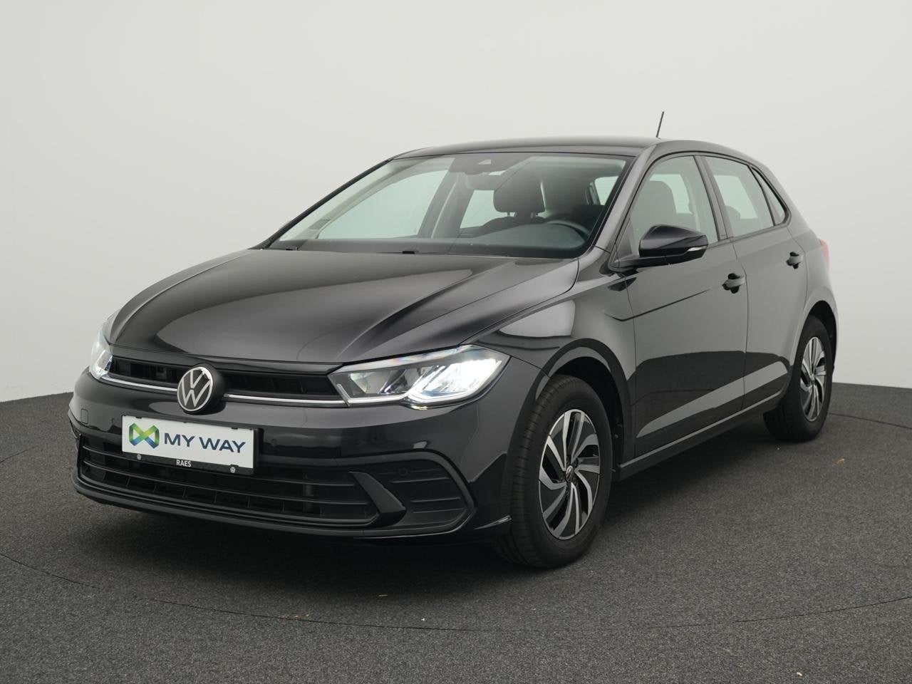 Volkswagen Polo 1.0 TSI Life OPF DSG, Auto's, Automaat, Zwart, https://public.car-pass.be/vhr/c5b96a73-f789-4c29-bb57-a4b72267b5de
