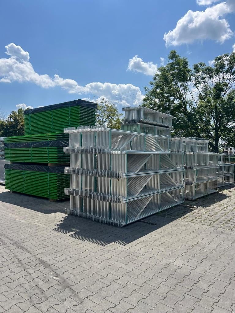 Pakket Gevelsteiger 100m² – COMPLET – € 2500, Doe-het-zelf en Bouw, Steigers, Ophalen of Verzenden, Gevelsteiger