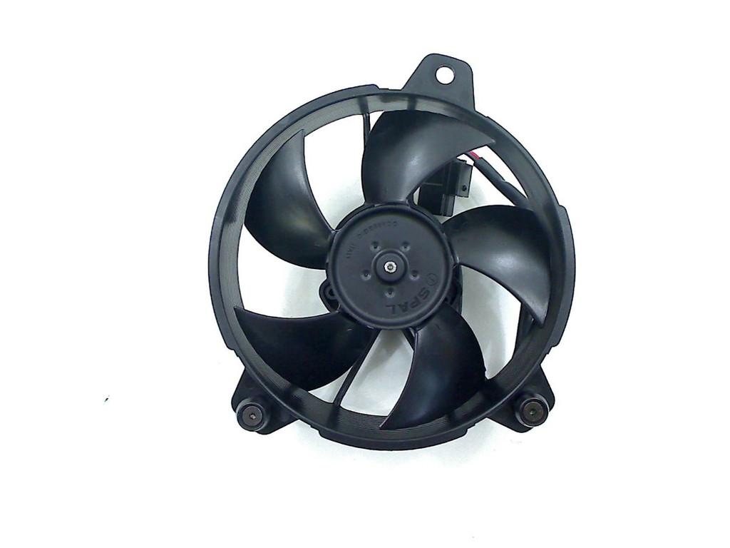 VENTILATEUR Aprilia RSV4 factory (01-1970/-), Motos, Pièces | Autre, Dhr. S. di Majo, Utilisé, Info@cama-motorparts.nl, P.J. Troelstraweg 8 8
3144 CX  MAASSLUIS, NL