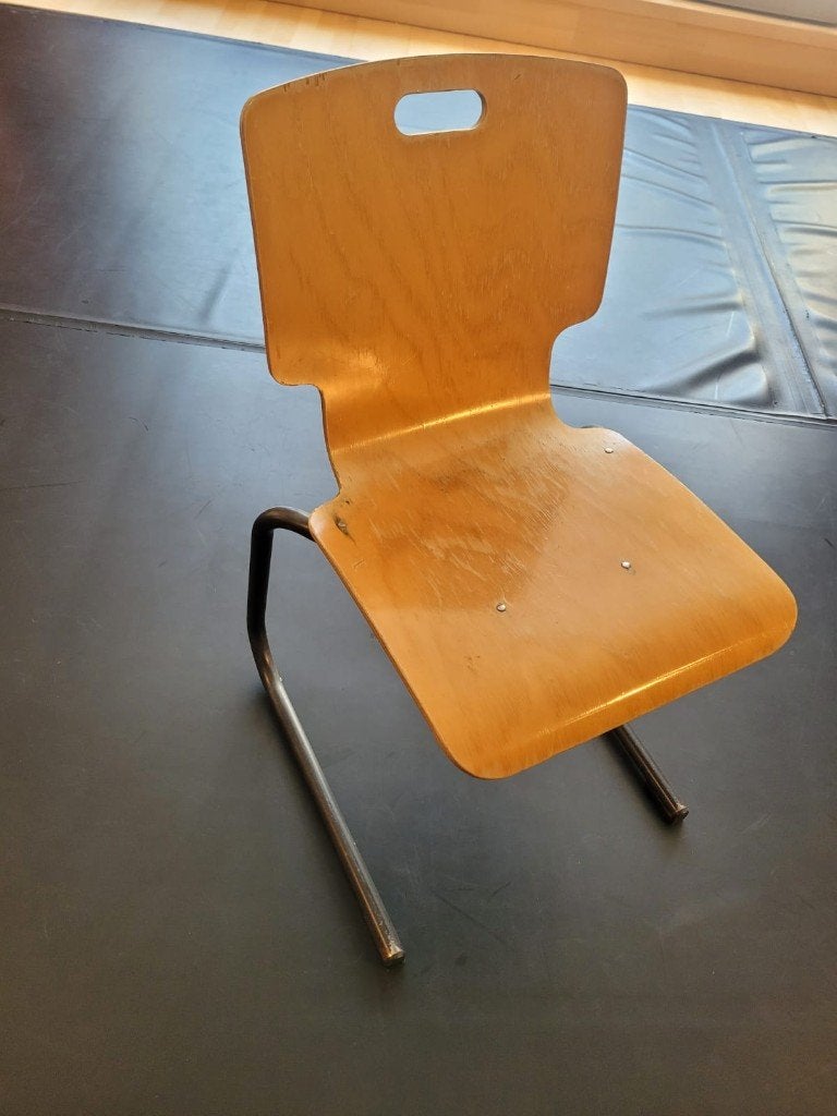 Lot de 4 chaises en bois vintage, Vintage, Comme neuf, Brun, Enlèvement