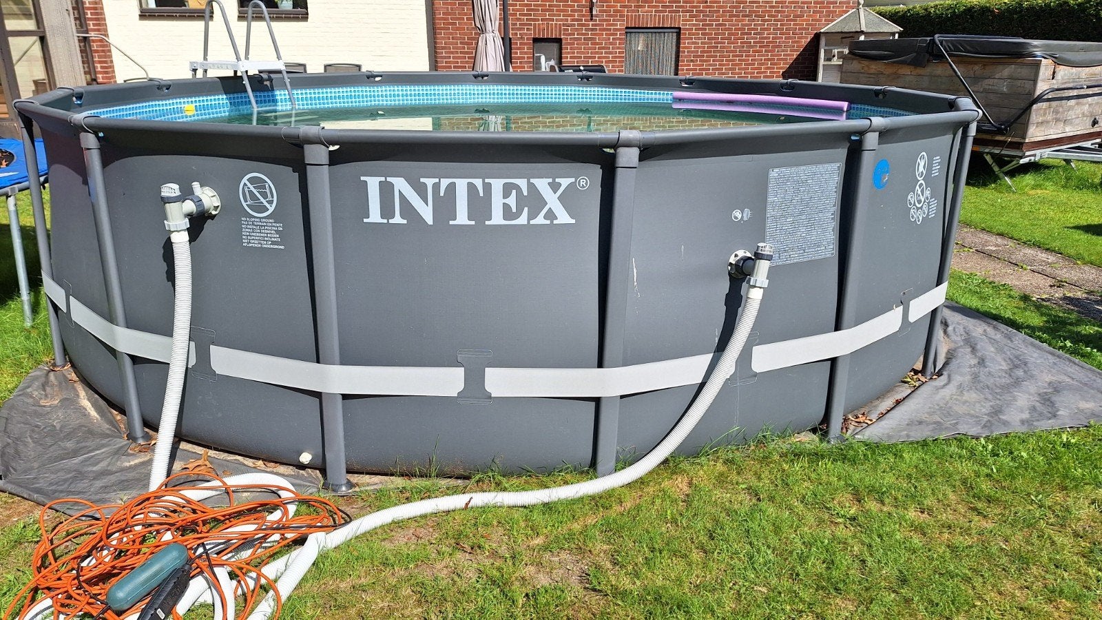 Groot zwembad Intex, Ophalen, Gebruikt