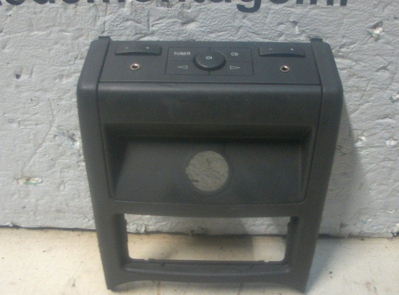 PANNEAU DE COMMANDE RADIO Vectra C Caravan (13-118-043), Opel, Opel Automobile GmbH, Utilisé, Kontakt-opel@opel.com