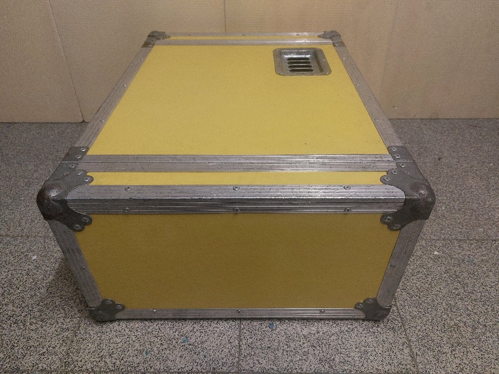 Flightcase Geel, Ophalen, Gebruikt, Flightcase