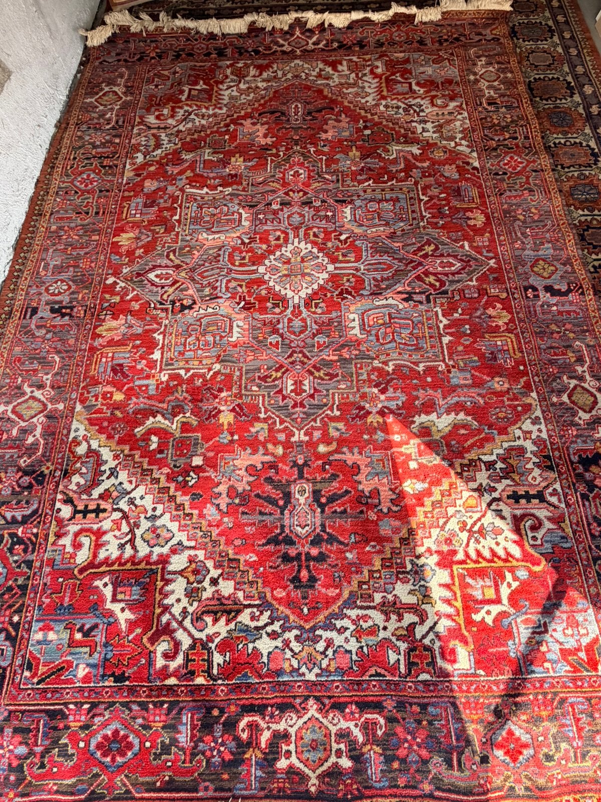 Magnifique tapis Louis de Poortere vintage (Kadjar 7301), Maison & Meubles, Ameublement | Tapis & Moquettes, Rouge, 200 cm ou plus