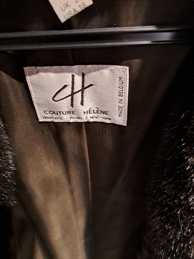 Zeer mooie winterjas in Pelslook, Ophalen, Zo goed als nieuw, Maat 46/48 (XL) of groter, Zwart
