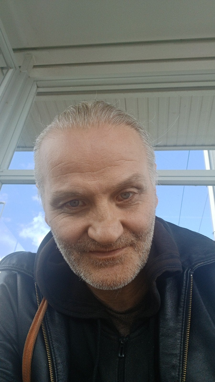 Un homme sympha(58) cherche une femme cool