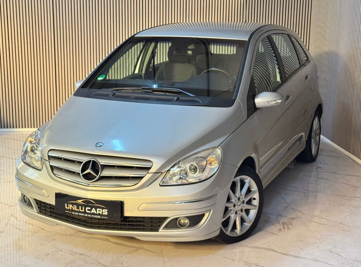 Mercedes-Benz B150, Autos, Argent ou Gris, Achat, Entreprise, Noir