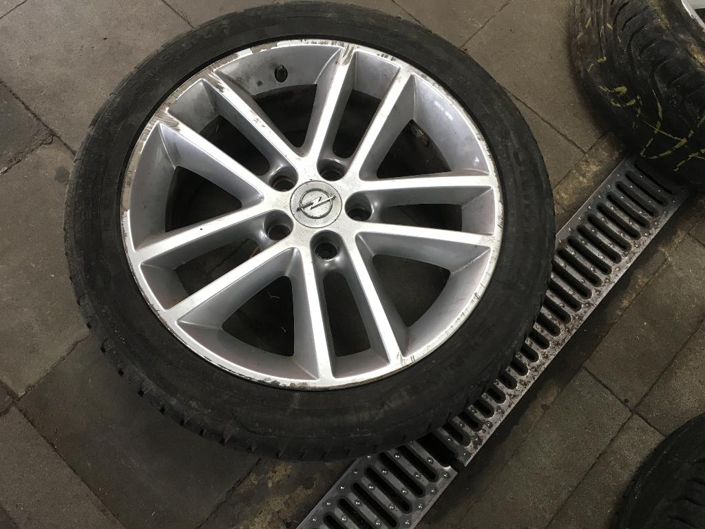 1 JANTE 17" OPEL ASTRA H TWINTOP CABRIOLET, RUE BRIGADE PIRON 307, Enlèvement, Utilisé, Garage_bila@yahoo.fr