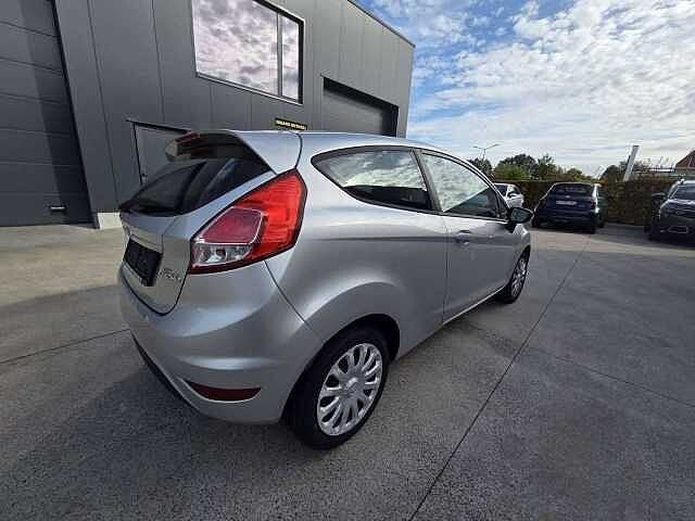 Ford Fiesta 1.0i Trend, Auto's, Bedrijf, Grijs, Fiësta, Zilver of Grijs