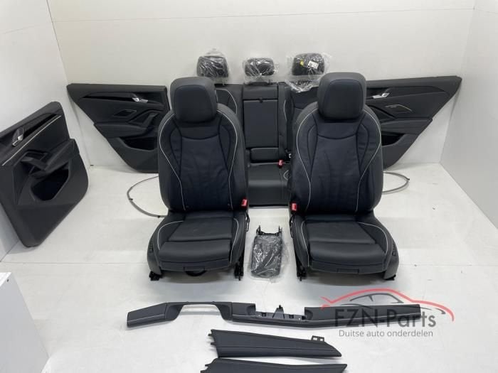 VW Tiguan 571 Interieur Leer met deurpanelen Harman kardon, Enlèvement ou Envoi, Utilisé