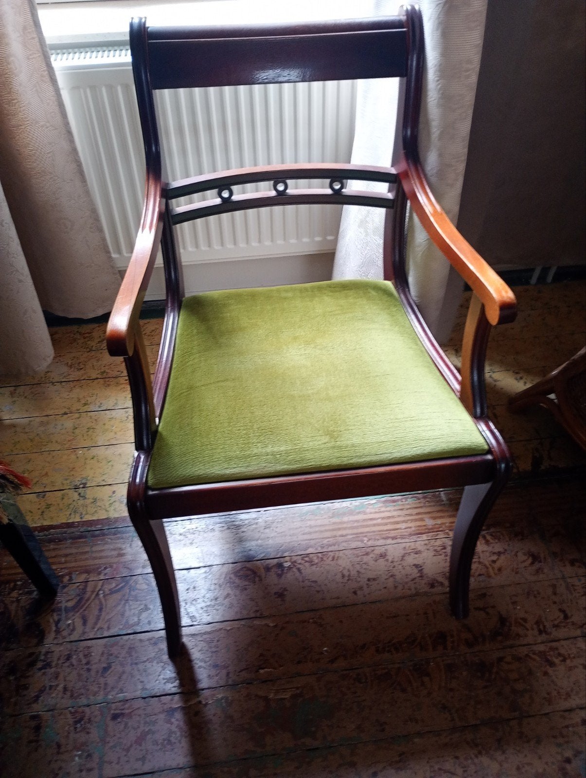 Loungestoel met armleuningen, Ophalen