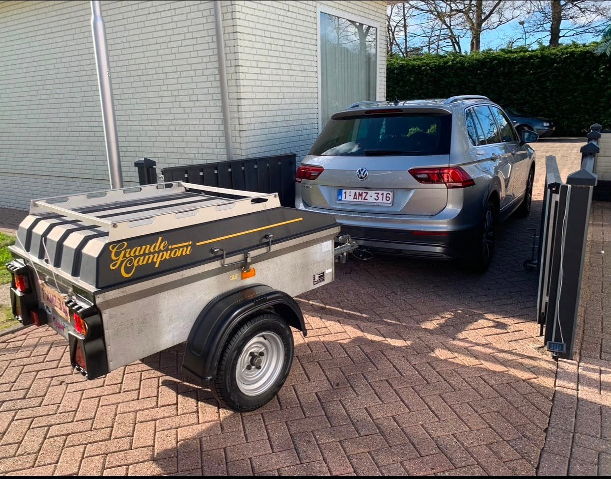 Aanhangwagen Saris Grande Campioni, Enlèvement