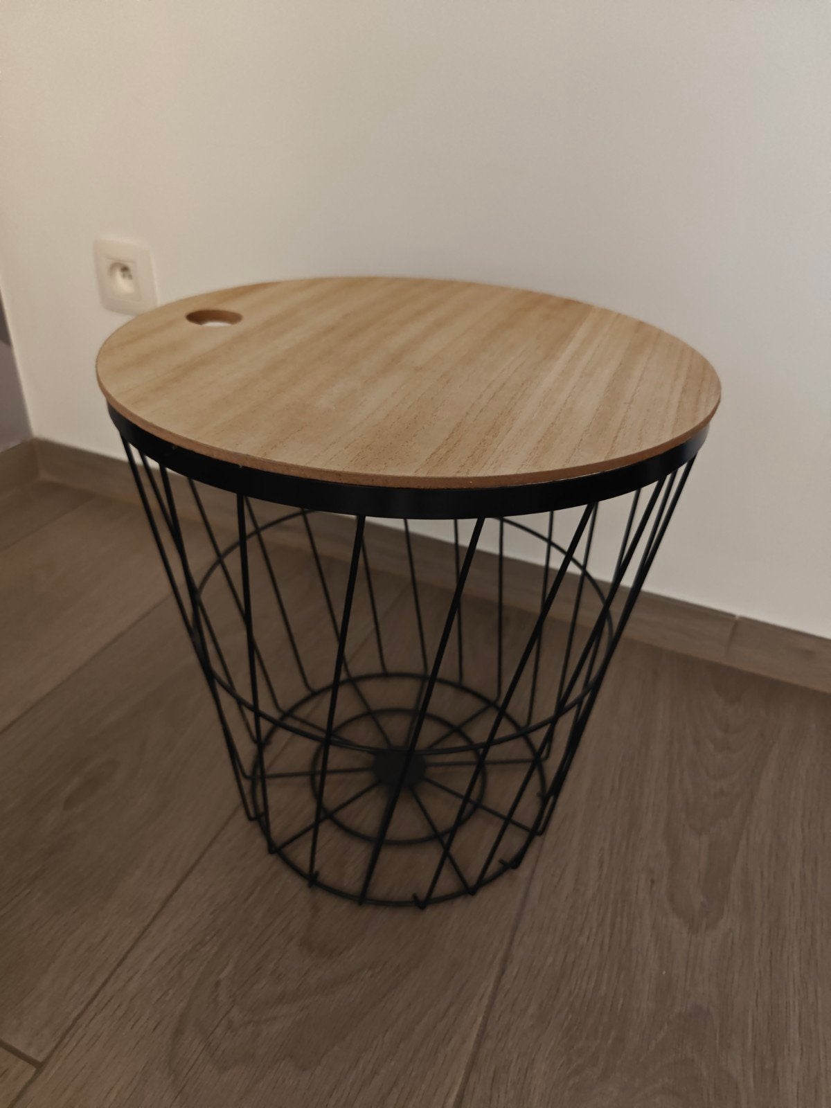 Bijzettafel/opbergmand, Huis en Inrichting, Tafels | Bijzettafels, Ophalen, Rond