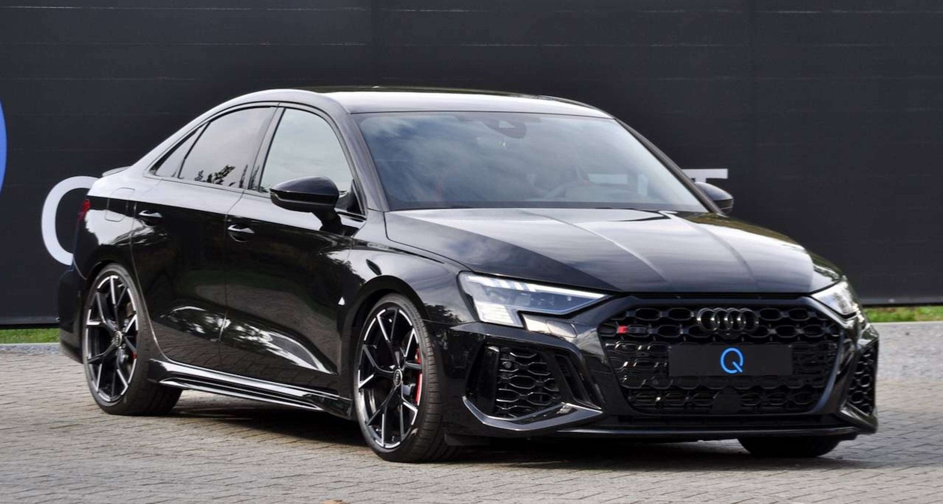 Audi RS3 SEDAN B&O CAMERA QUATTRO INT, Auto's, Audi, Automaat, 4 deurs, RS3, Zwart
