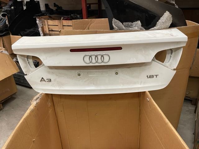 HAYON ARRIÈRE / MALLE Audi A3 Cabriolet (8P7), Autos : Pièces & Accessoires, Carrosserie & Tôlerie, Dhr. R. de Gouw, Haillon arrière