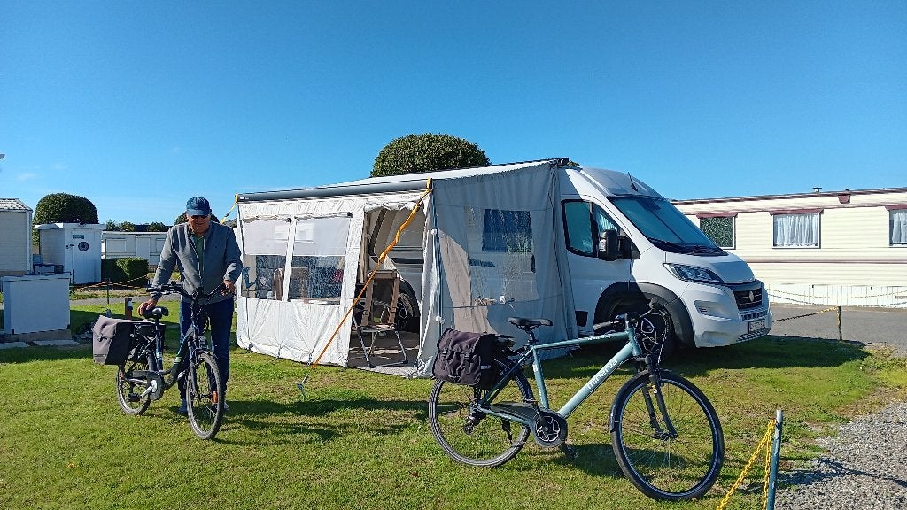 zo goed als nieuwe campertent, Caravans en Kamperen, Particulier, Luifel
