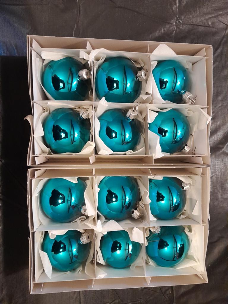 Kerstballen, Ophalen, Zo goed als nieuw
