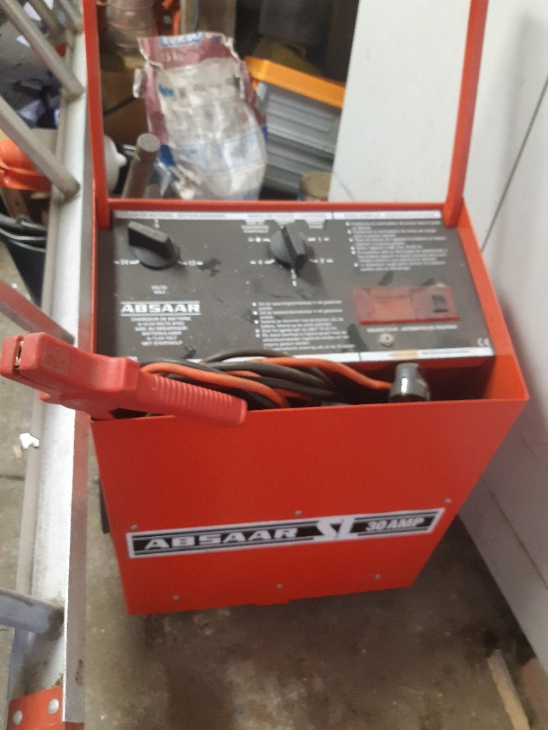 Chargeur batterie, Autos : Pièces & Accessoires, Utilisé