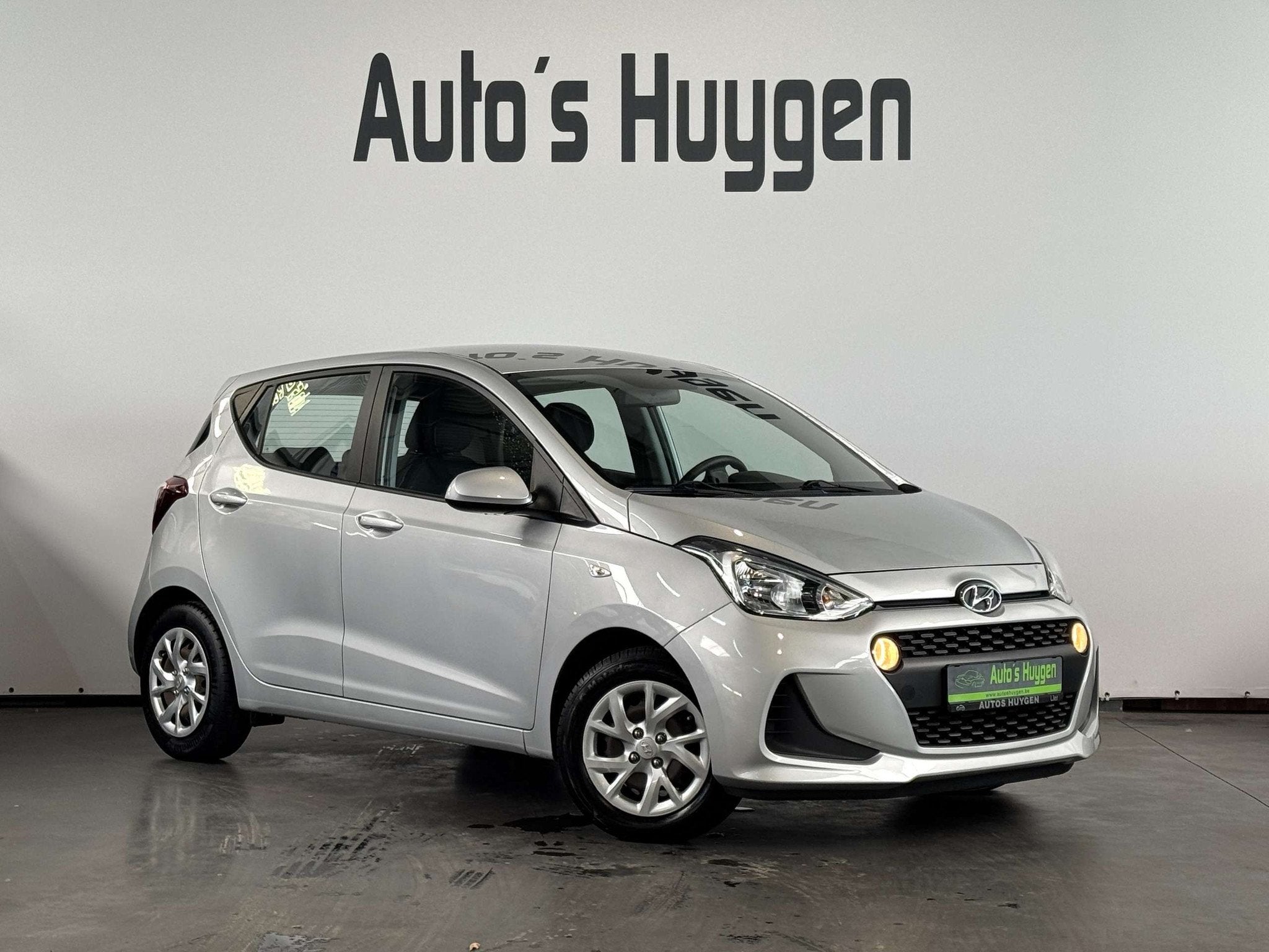 Hyundai i10 1.0i, Autos, Hyundai, Entreprise, Achat, i10, ABS, Airbags, Air conditionné, Ordinateur de bord, Electronic Stability Program (ESP)
