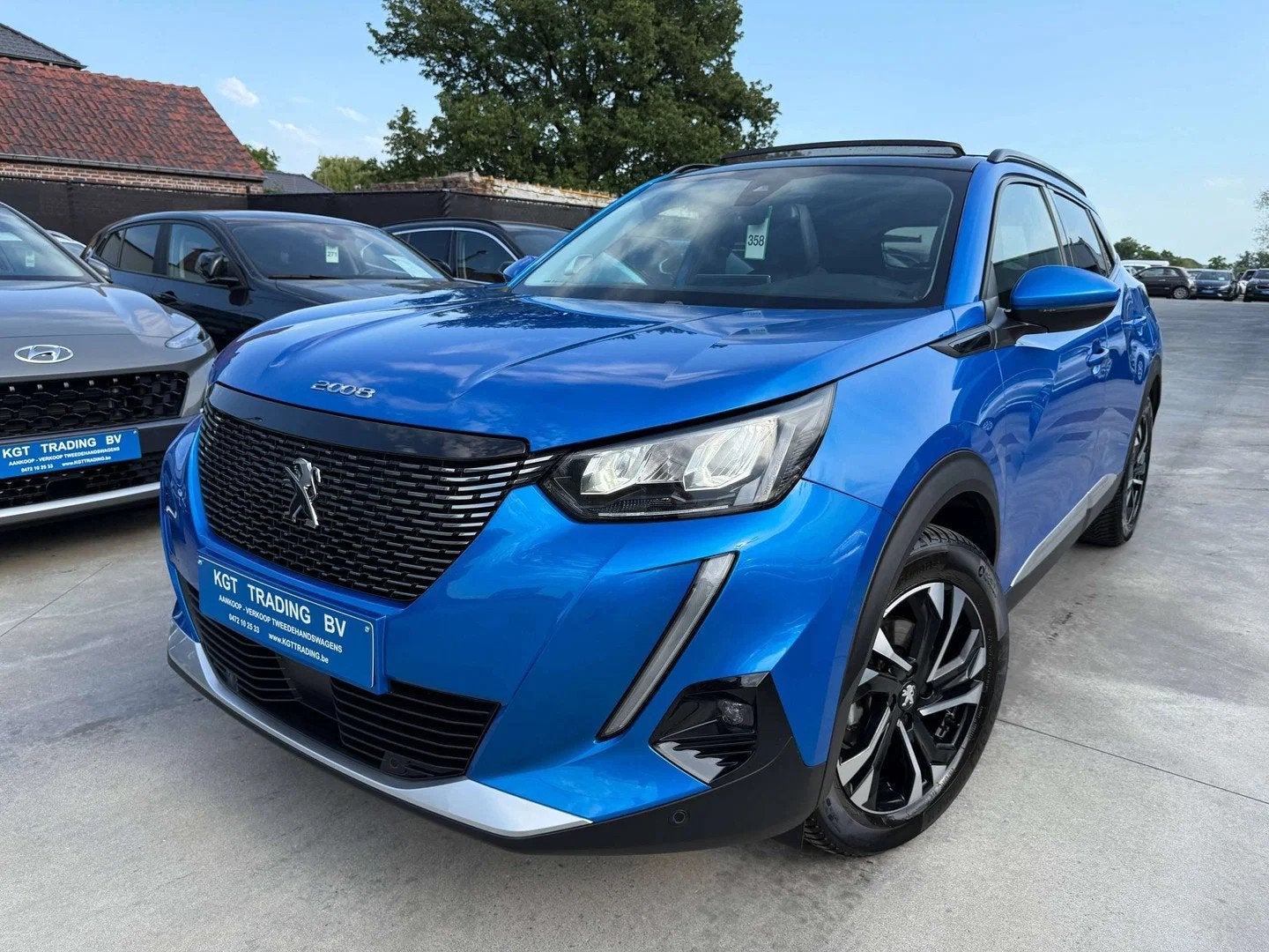 Peugeot 2008 1.2i 130PK AUTOMAAT OPENDAK NAVIGATIE LEDER VIR, Automaat, Euro 6, 1199 cc, 5 zetels