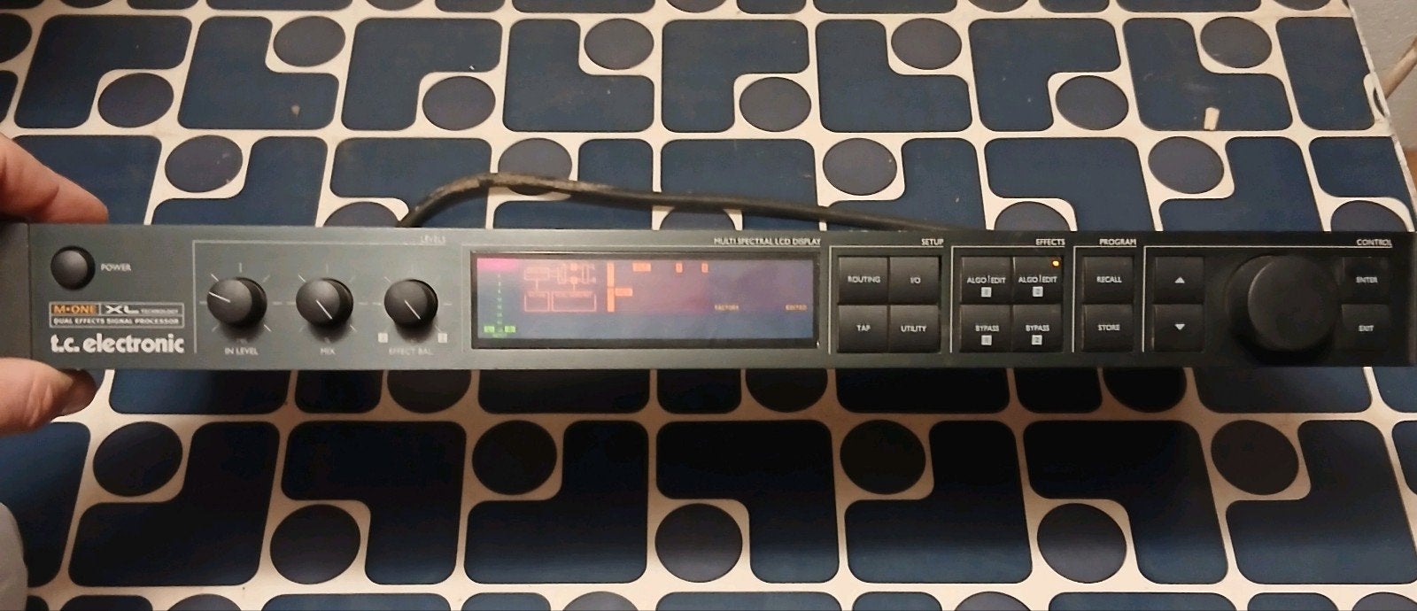 TC Electronic M-One (écran défectueux), Enlèvement ou Envoi