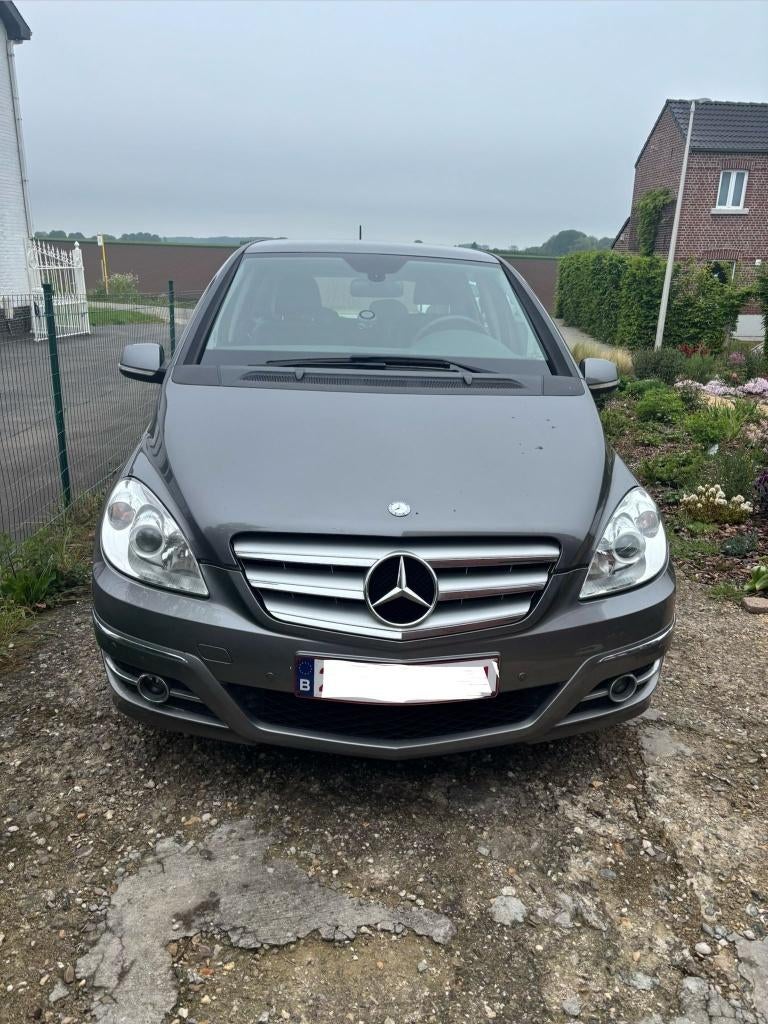 Mercedes B-klasse 180 cdi, Auto's, Mercedes-Benz, Zwart, 4 cilinders, 715 kg, Leder en Stof