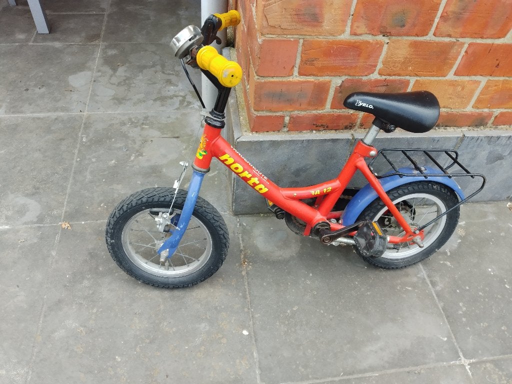 Eerste Kinderfietsje 12 inch, Fietsen en Brommers, Ophalen, Zijwieltjes, Gebruikt, Velgrem