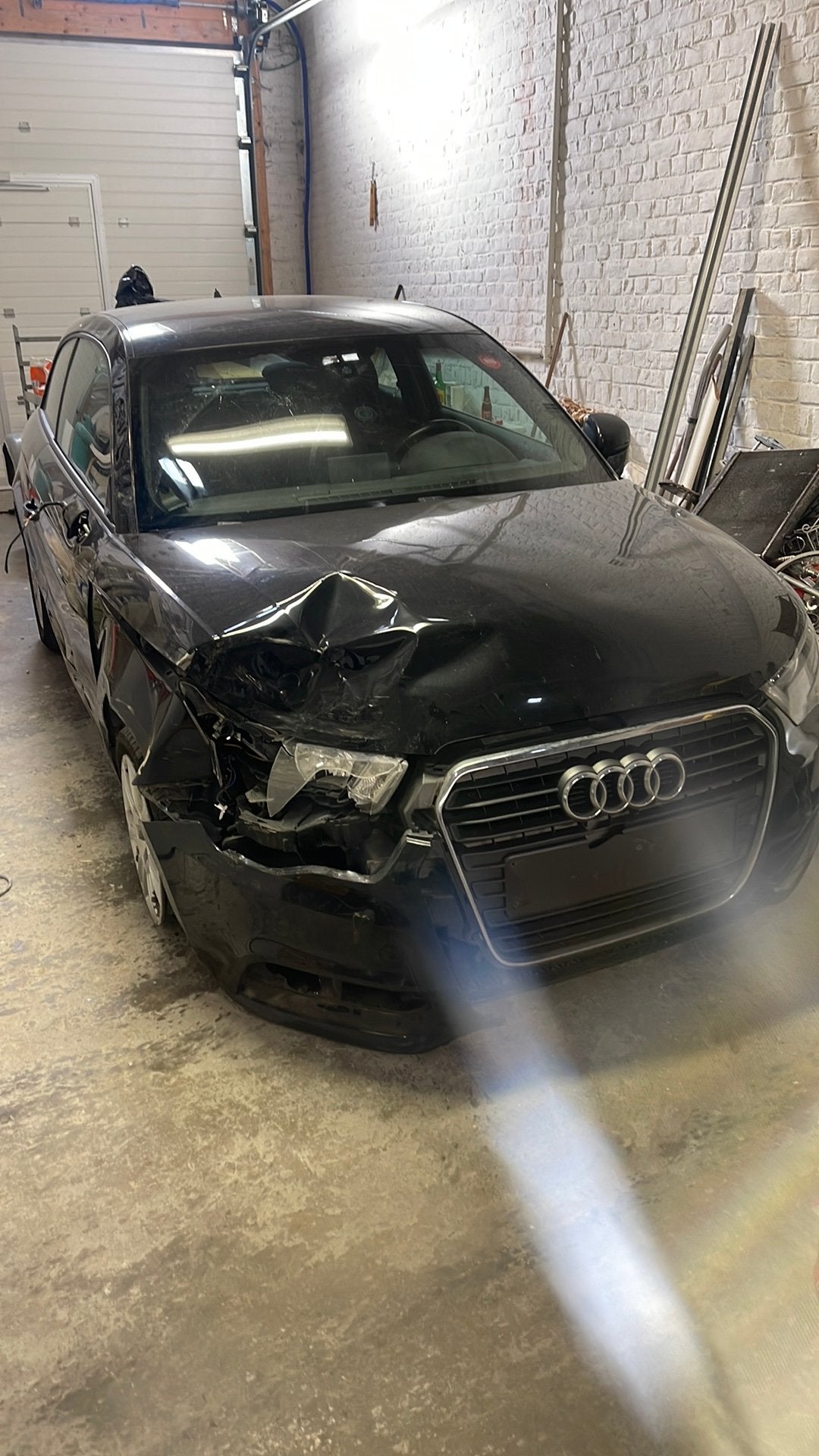 Audi A1 accidentée 2011 - Pour pièces / Export, Auto's, Euro 5, A1, Particulier, 66 kW