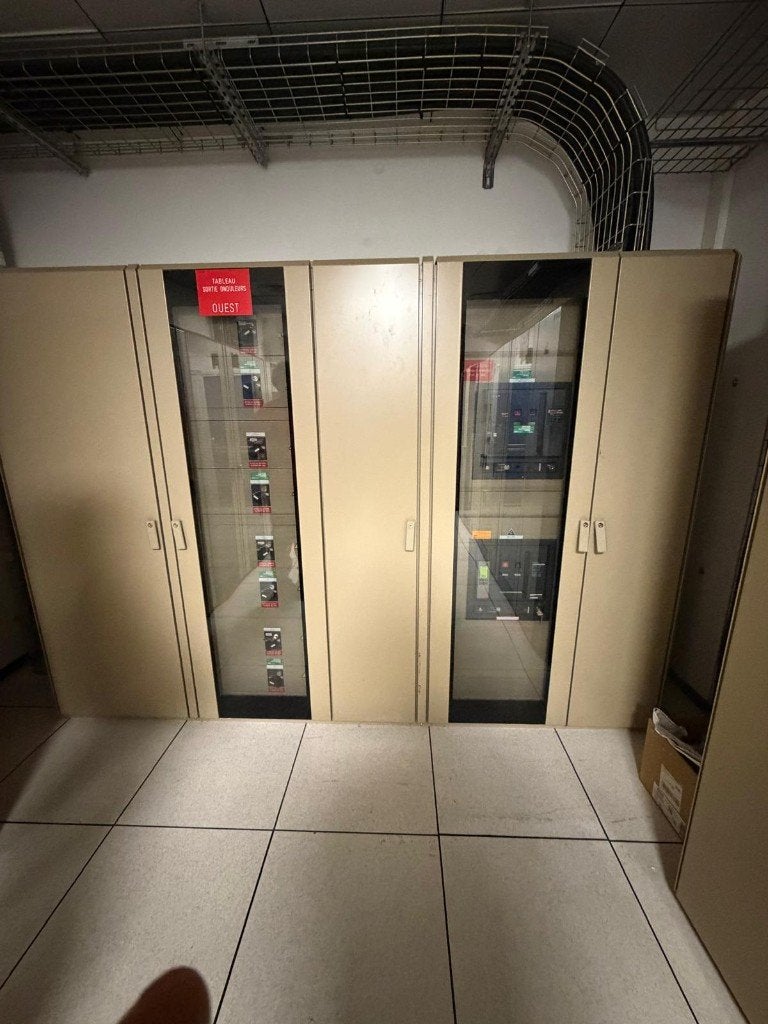 UPS / Onduleur industriel EMERSON MASTER UPS 160 kVA –, Enlèvement ou Envoi