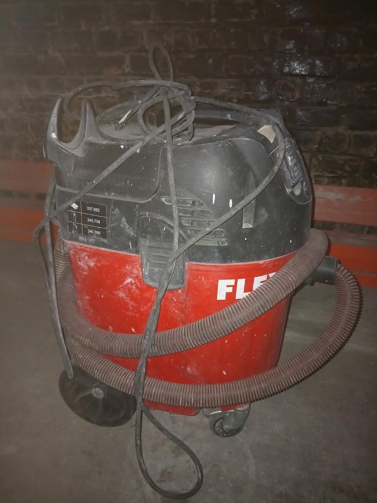 Aspirateur FLEX charbon a changer, Enlèvement
