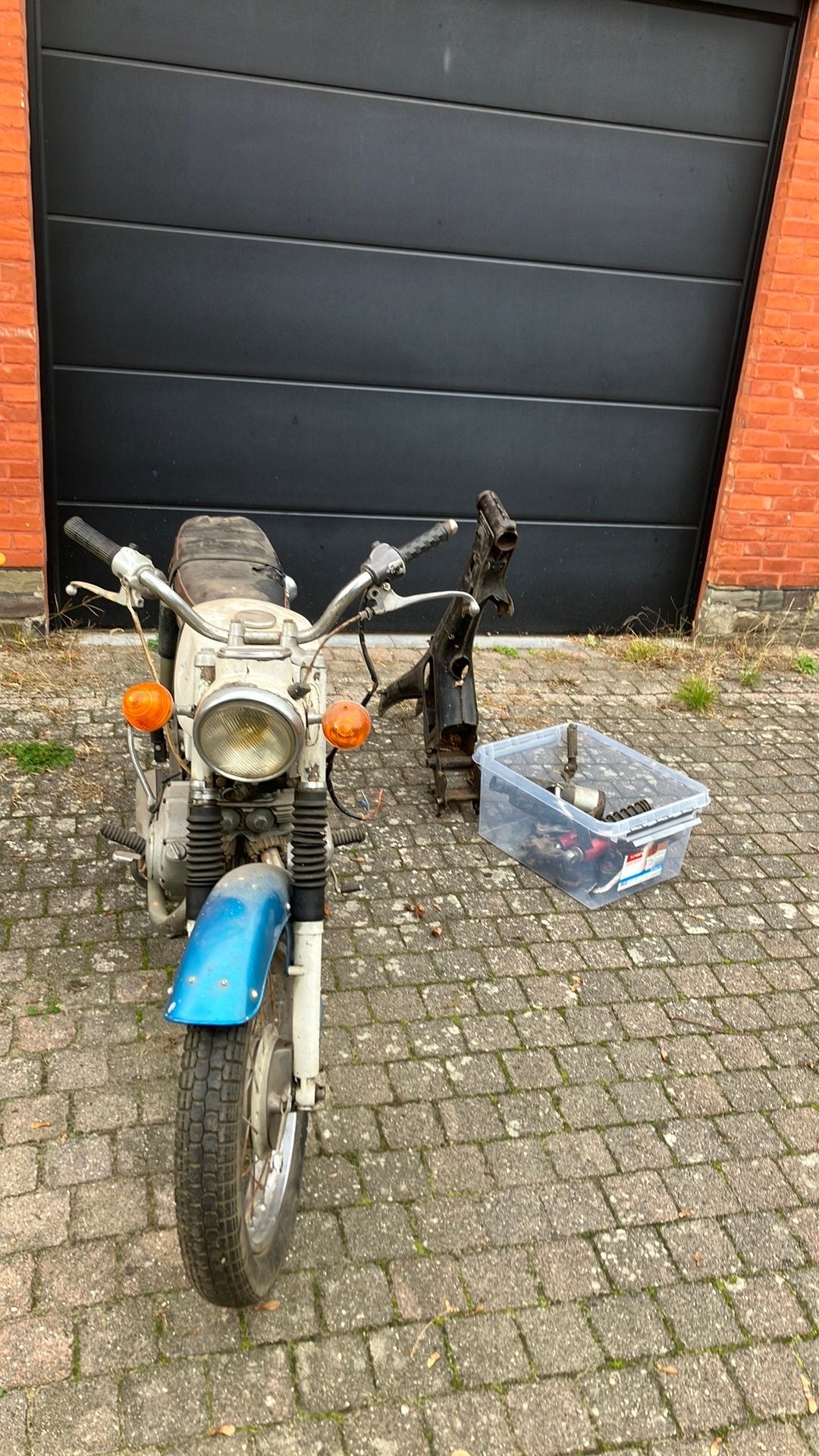 Honda CD125 en onderdelen SS125, Particulier