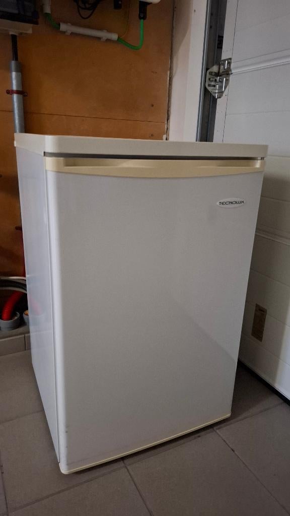 Frigo de table TECNOLUX + petit compartiment congélateur, Enlèvement, Utilisé, Avec compartiment congélateur