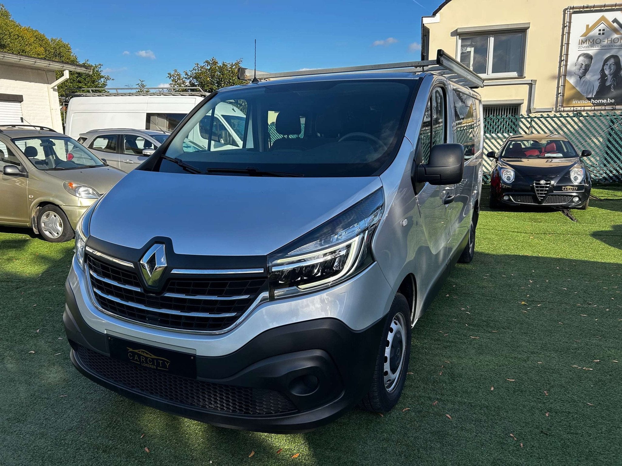 Renault Trafic 2.0 dCi L2H1 DUBBEL CABINE  6 PL LICHTE, Argent ou Gris, Achat, Entreprise, Noir