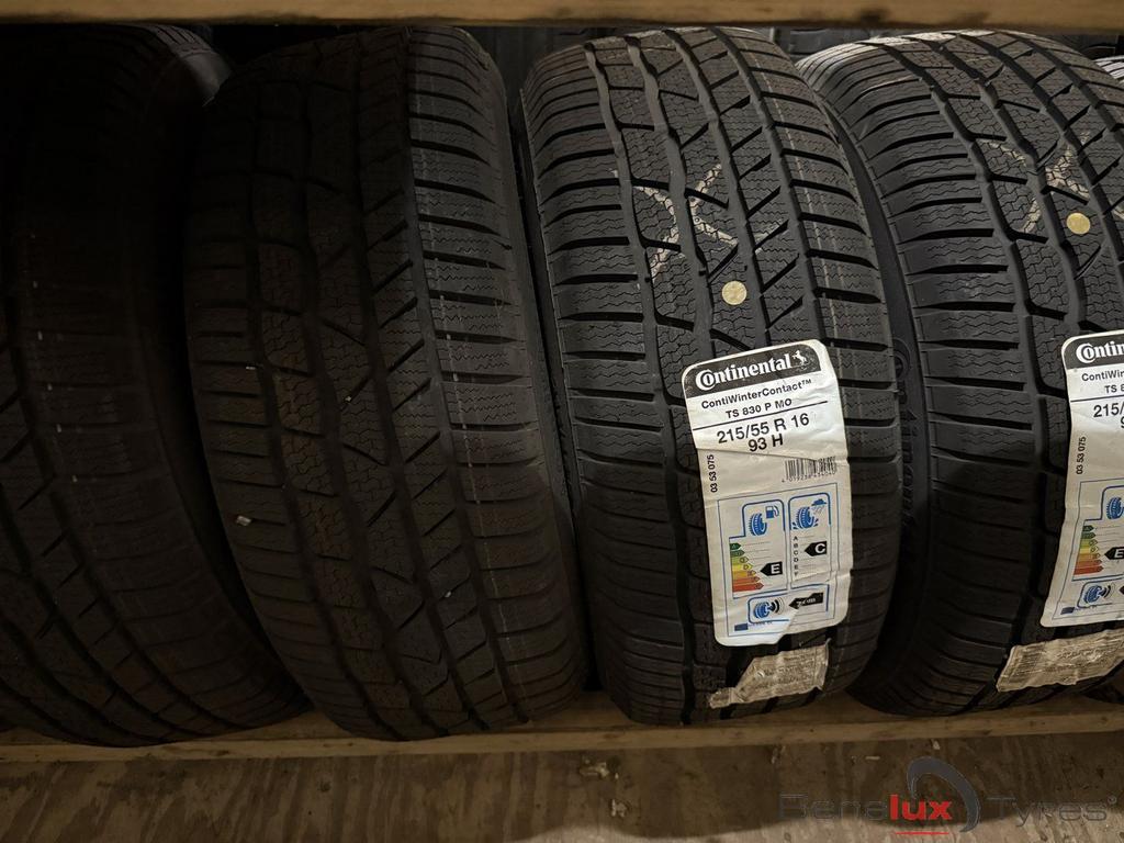 new snow 215/55R16 Continental 215/55 R16 215/55/16 2155516, Auto-onderdelen, Banden en Velgen, 215 mm, -, Nieuw, Band(en)