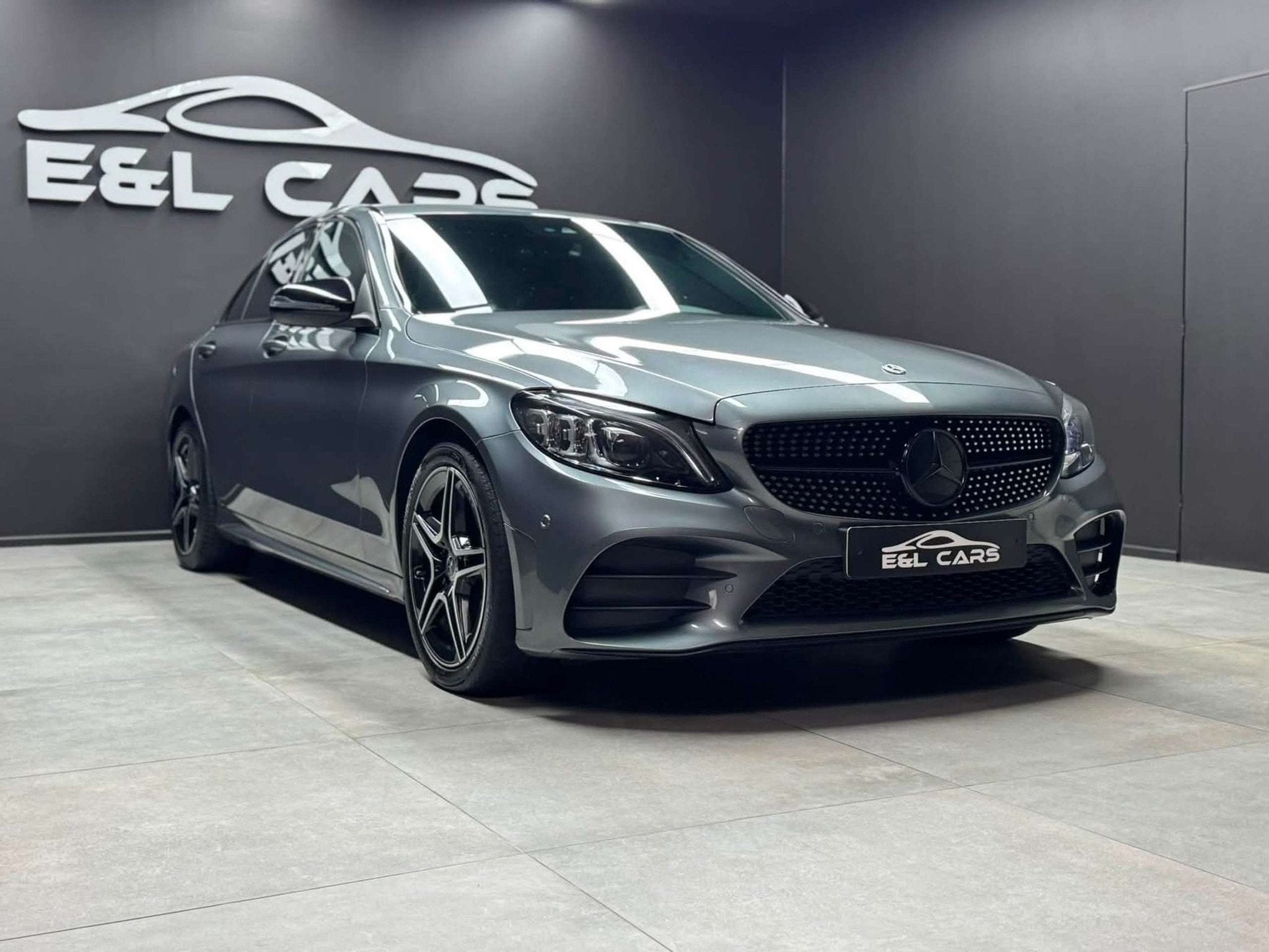 Mercedes-Benz C-Klasse 200 C 200 d Pack AMG *12 mois de gara, Autos, Argent ou Gris, Achat, Entreprise, Alcantara