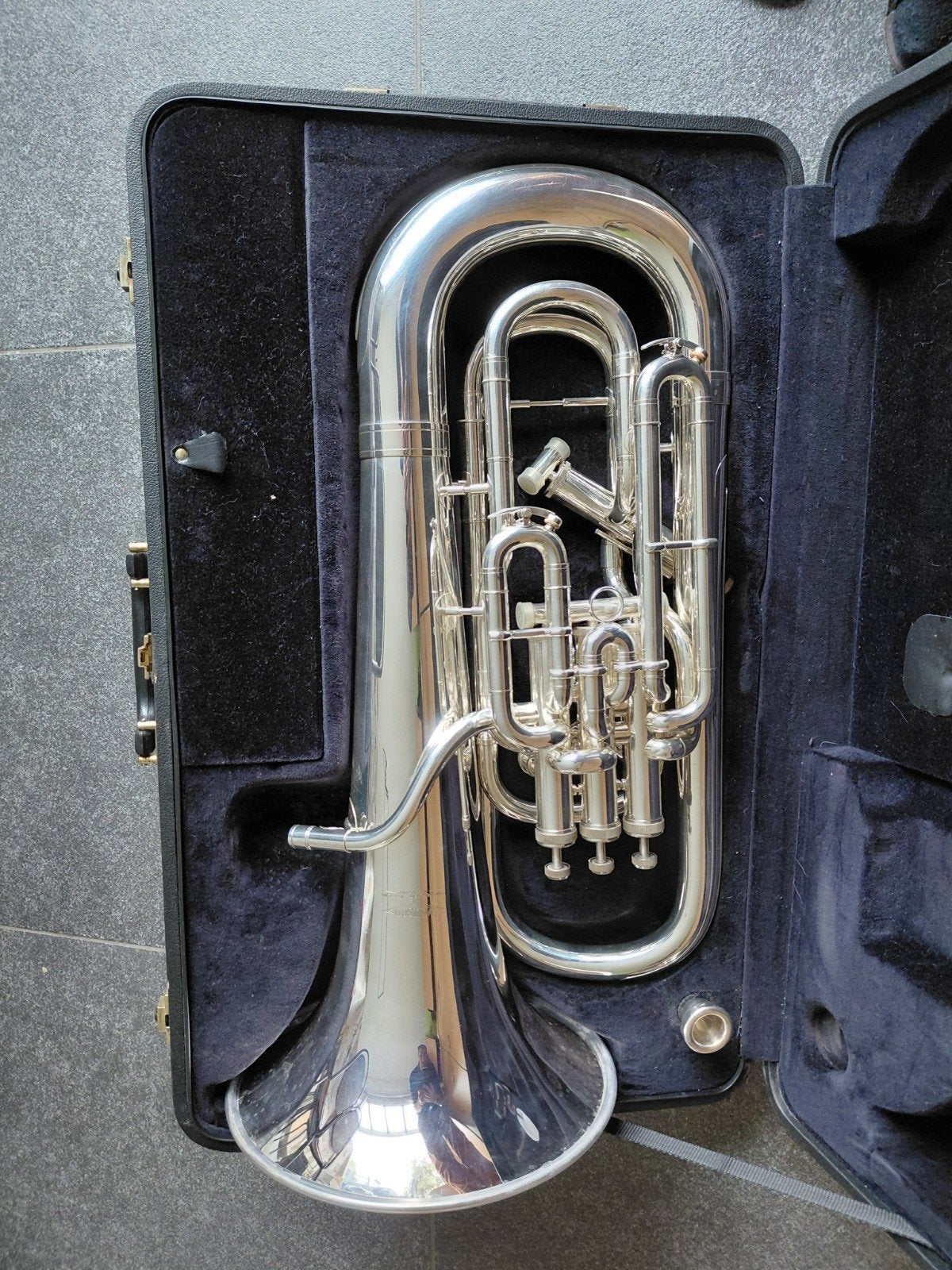 Euphonium willson 2900ta gecompenseerd, Ophalen, Zo goed als nieuw, Euphonium of Tenortuba, Met koffer of draagtas