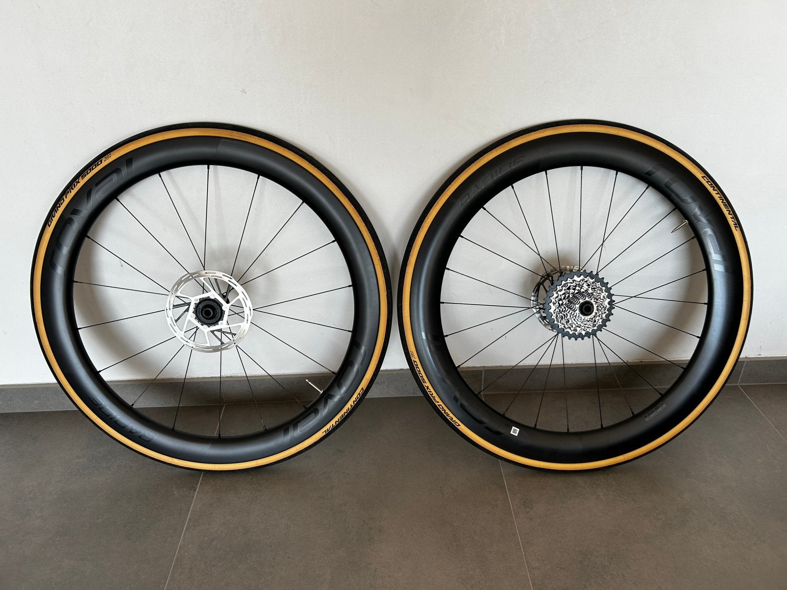 Roues Roval Rapide CL2 - 700km Sram, Enlèvement, Comme neuf, Carbone
