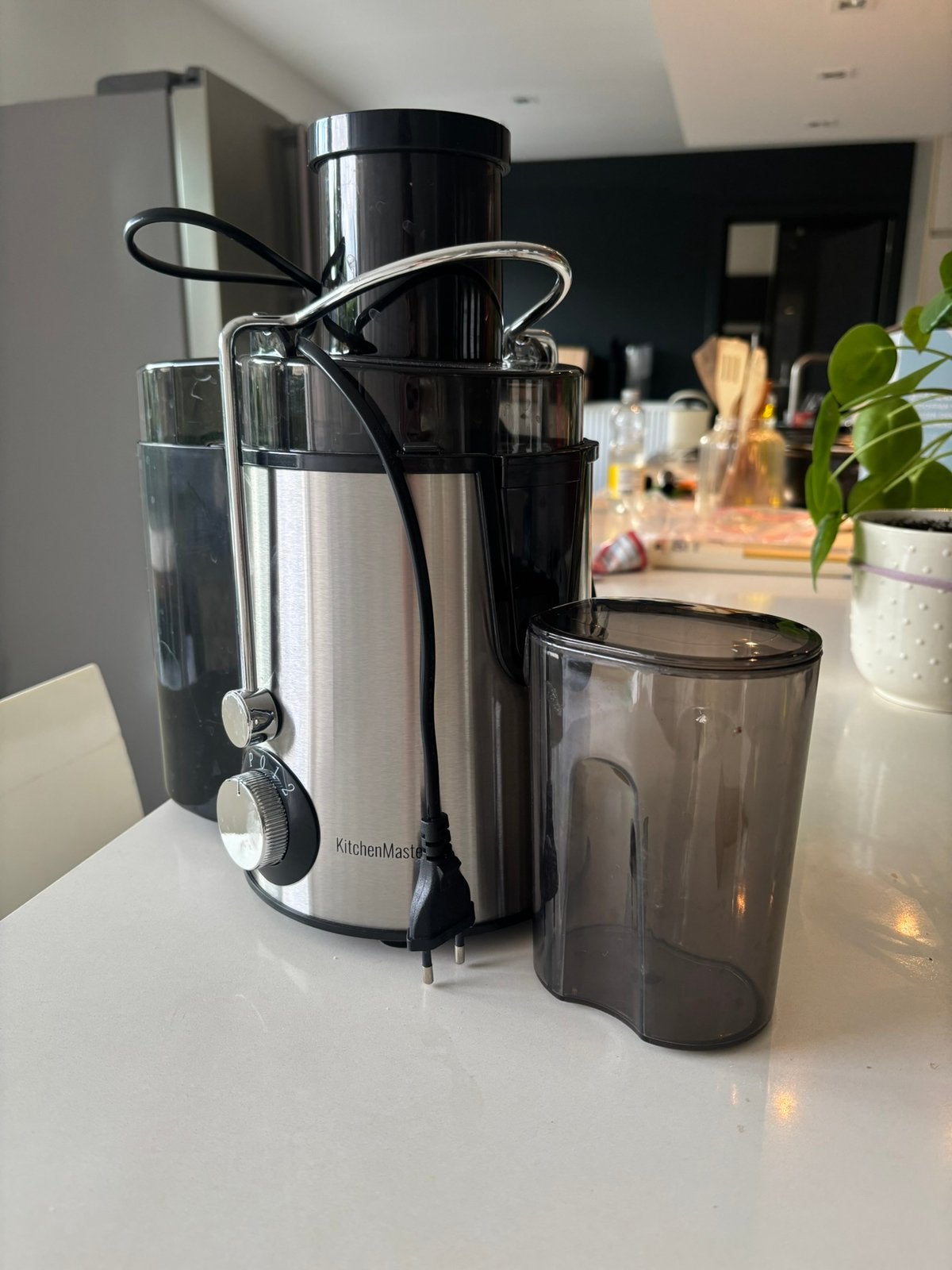 Sapcentrifuge - Kitchen Masters, Elektronische apparatuur, Juicers, Ophalen, Zo goed als nieuw, Sapcentrifuge