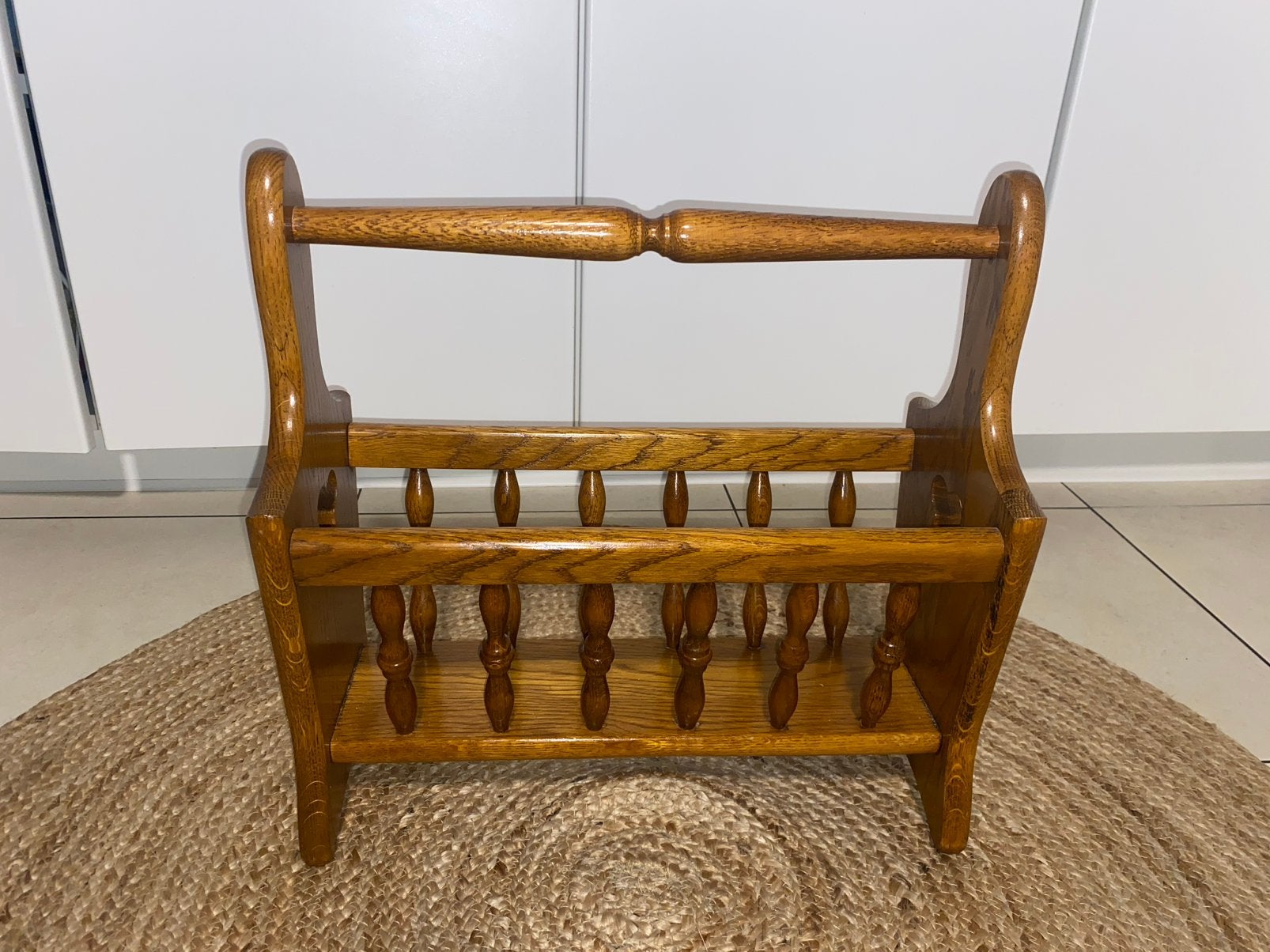 Porte revue en bois massif, Porte-revues, Avec poignée, Vintage, Enlèvement