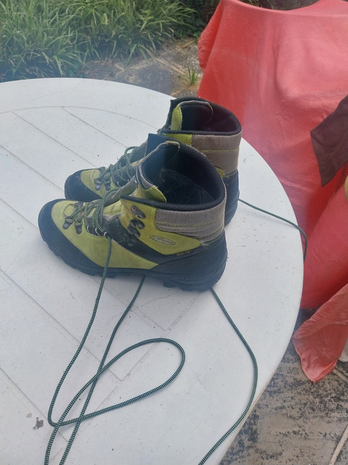 Chaussures de rando. 43. Parfait état., Sport en Fitness, Ophalen, Schoenen