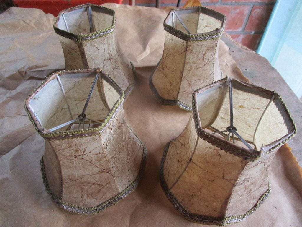 4 dezelfde antieke lampenkapjes, Antiek en Kunst, Antiek | Verlichting, Ophalen