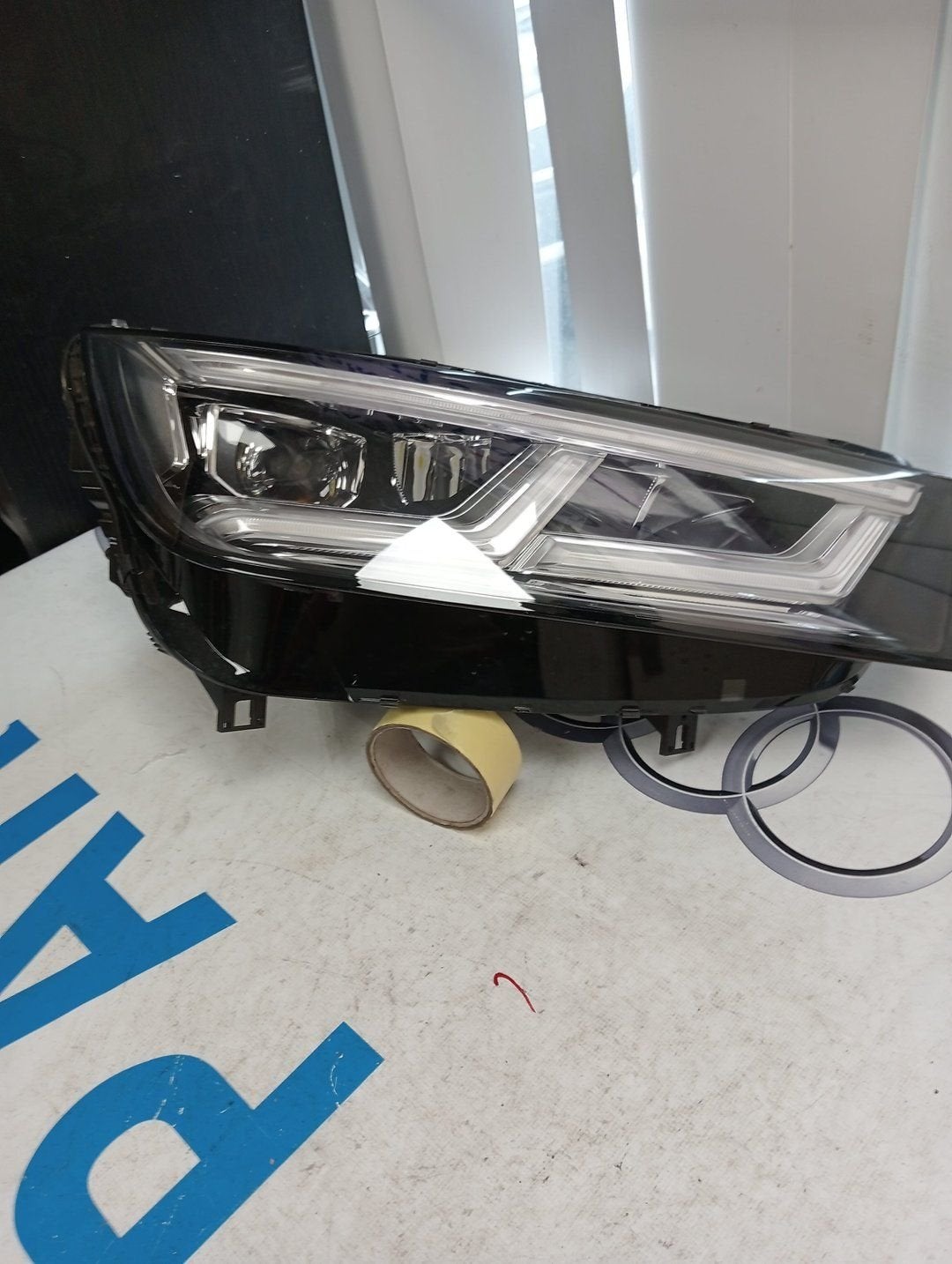 AUDI Q5 SQ5 80A VOL LED KOPLAMP 80A941033C, -, Audi, Utilisé, -