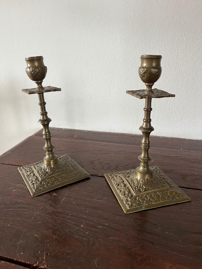 Paire de chandeliers Art Nouveau français, Envoi, Cuivre ou Bronze