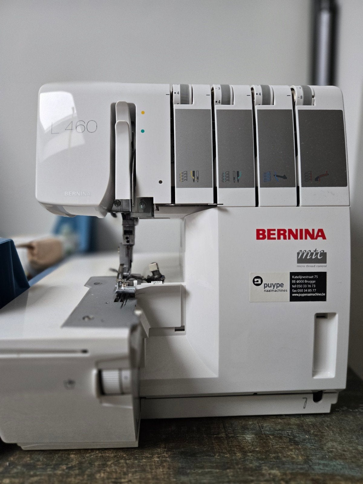overlock Bernina L460, Ophalen, Zo goed als nieuw, Lockmachine, Bernina